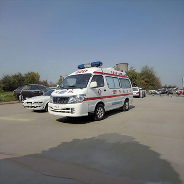 福州私人救护车租赁收费