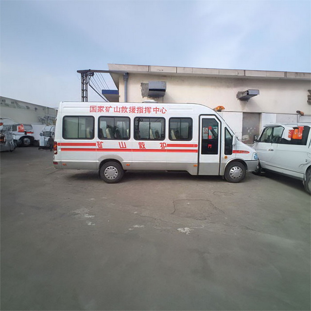 福州出租救护车联系电话