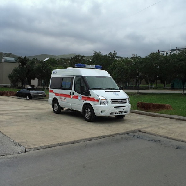 福州租赁私人救护车联系电话