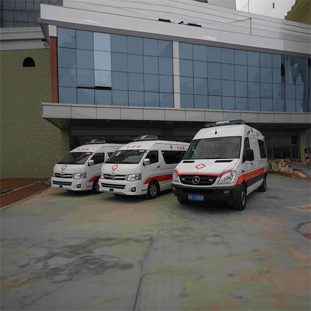 福州私人救护车租赁联系电话