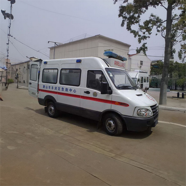 福州租赁私人救护车联系电话