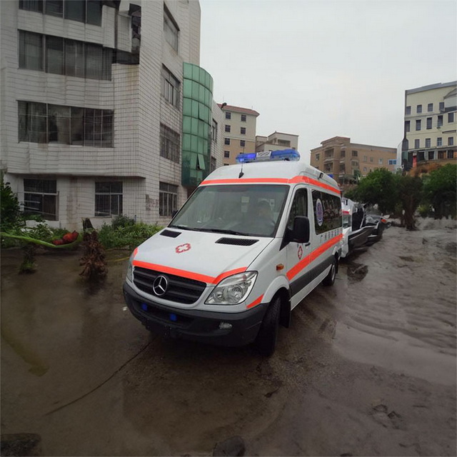 福州出租救护车联系方式