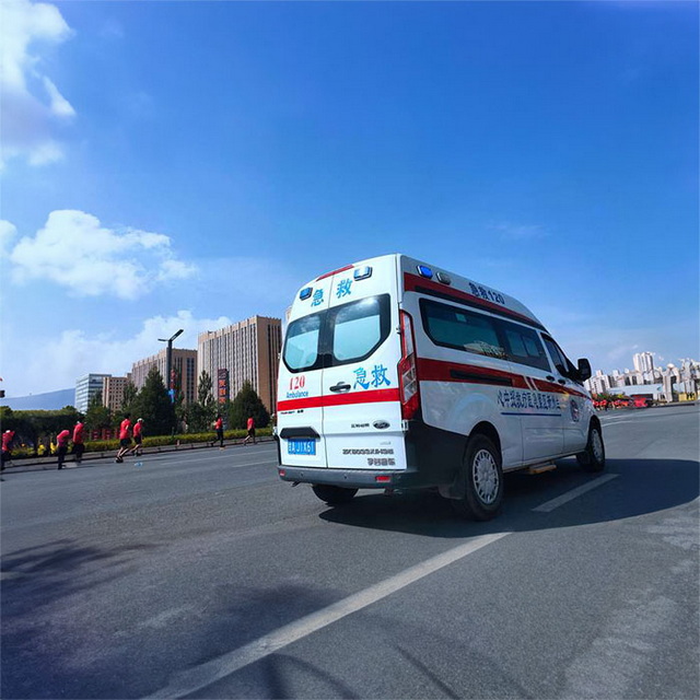 福州私人救护车租赁联系方式