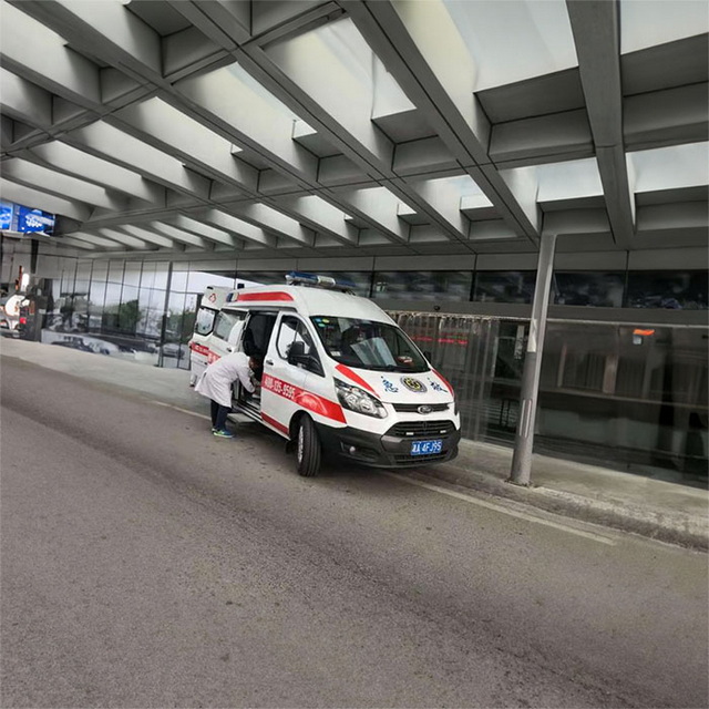 福州出租救护车联系方式